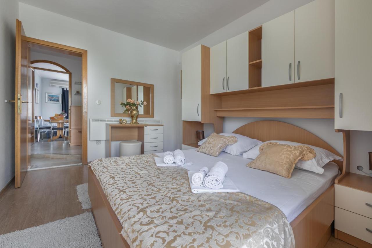 Apartments Barba Tučepi Kültér fotó